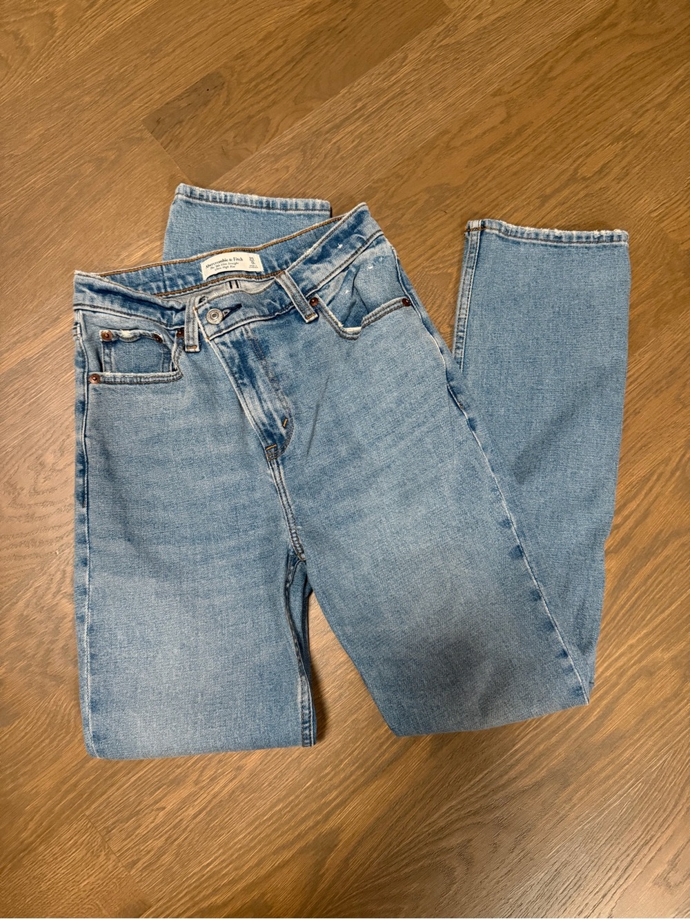 Abercrombie & Fitch Light Blue Straight Women’s Jeans